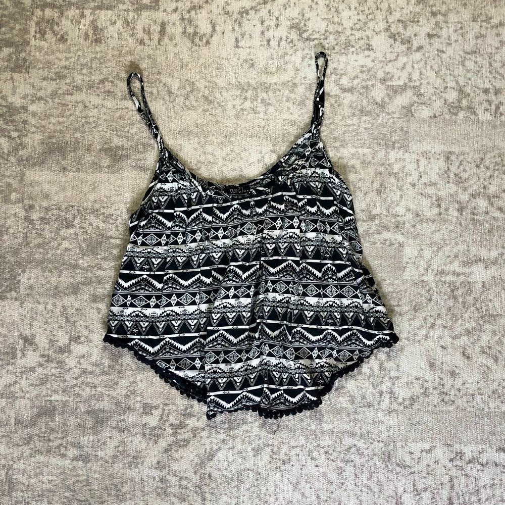 Rue 21 Black and White Crop Top